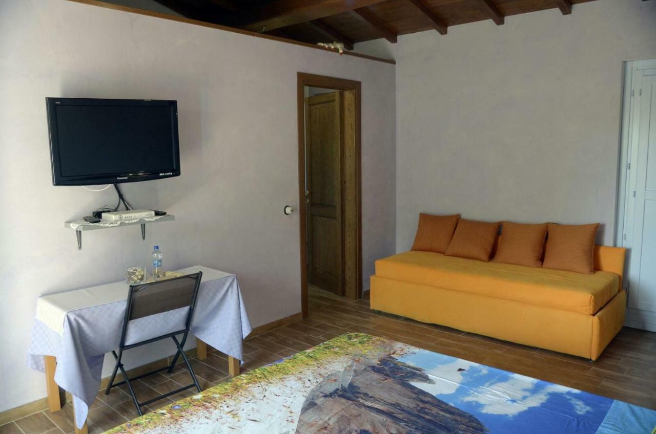 Rifugio Nel Bosco Bed & Breakfast Rieti Luaran gambar