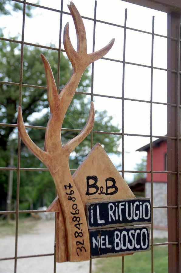 Rifugio Nel Bosco Bed & Breakfast Rieti Luaran gambar